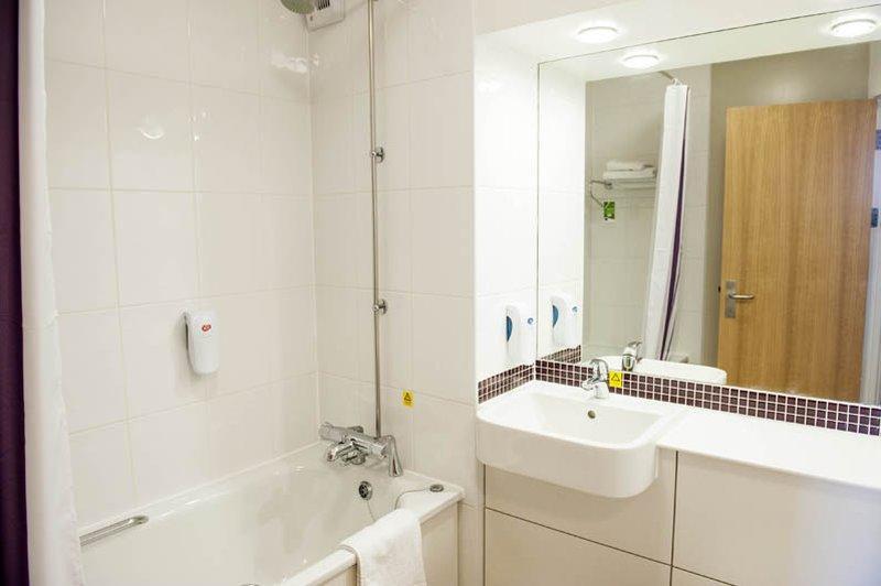 Premier Inn Aylesbury Εξωτερικό φωτογραφία